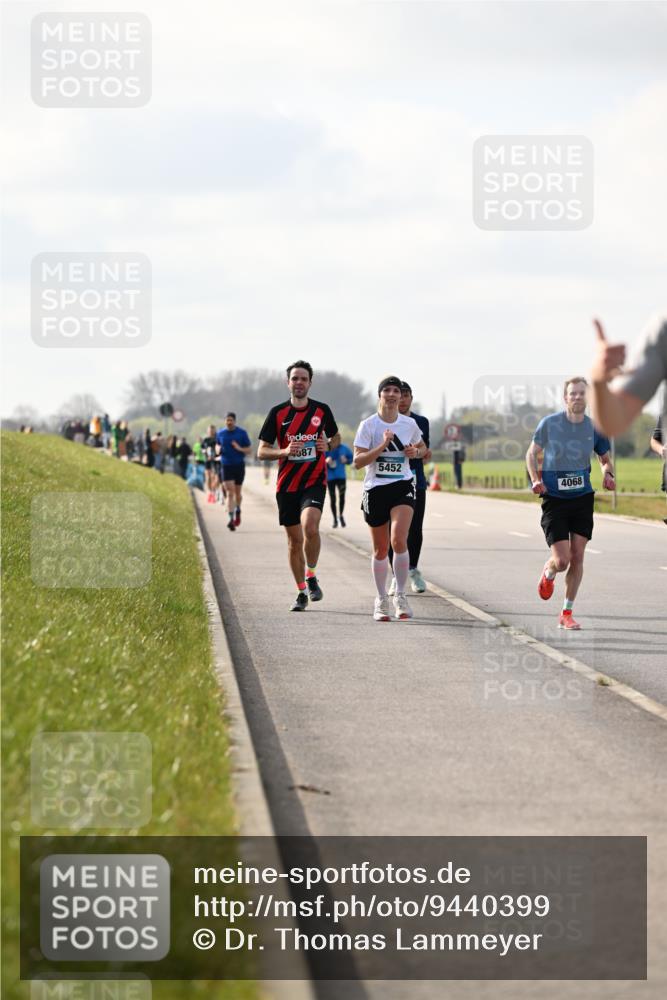 12.04.2026 - 45. Internationalen Wilhelmsburger Insellauf Dr. Thomas Lammeyer http://msf.ph/oto/9440399 12.04.2026 10:04:56 Laufen 987, 5452, 4068 meine-sportfotos.de