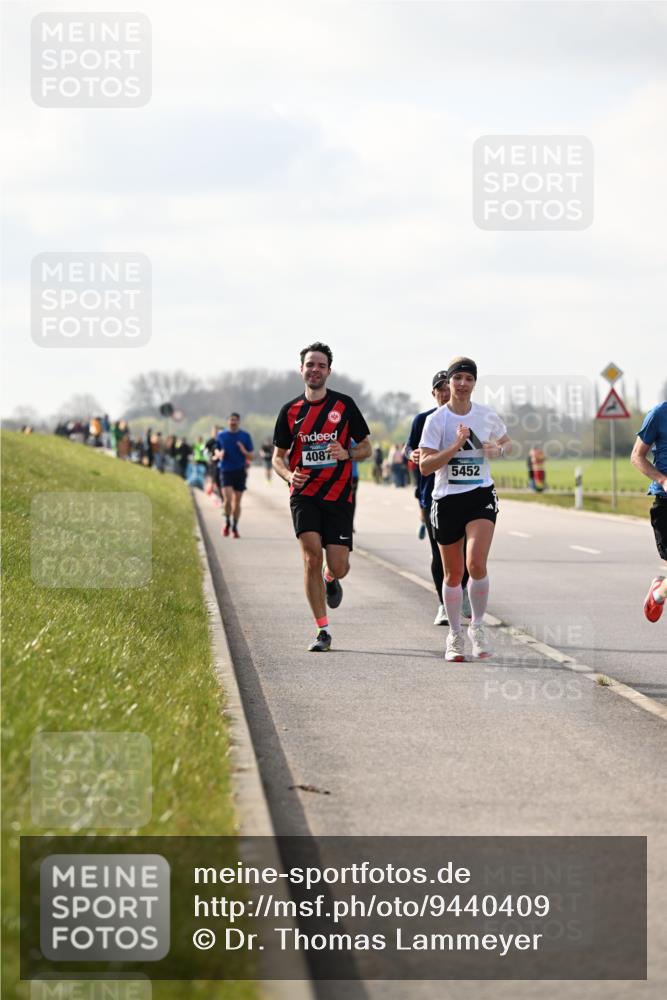 12.04.2026 - 45. Internationalen Wilhelmsburger Insellauf Dr. Thomas Lammeyer http://msf.ph/oto/9440409 12.04.2026 10:04:57 Laufen 4087, 5452 meine-sportfotos.de