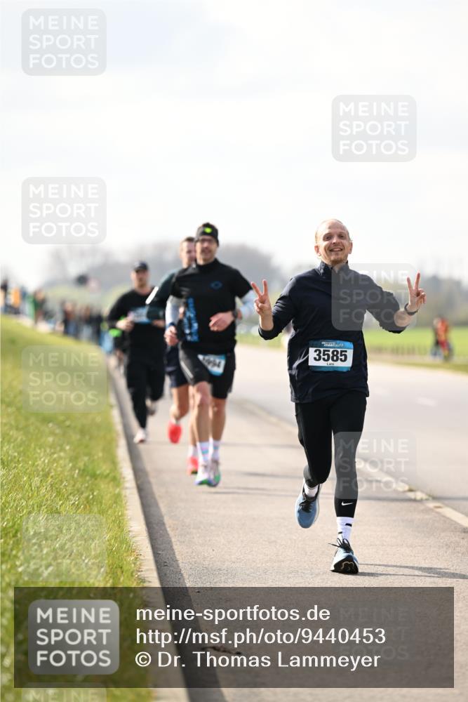 12.04.2026 - 45. Internationalen Wilhelmsburger Insellauf Dr. Thomas Lammeyer http://msf.ph/oto/9440453 12.04.2026 10:05:12 Laufen 3585 meine-sportfotos.de