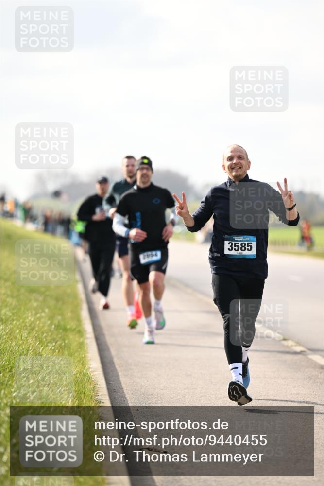 12.04.2026 - 45. Internationalen Wilhelmsburger Insellauf Dr. Thomas Lammeyer http://msf.ph/oto/9440455 12.04.2026 10:05:13 Laufen 1964, 3585 meine-sportfotos.de