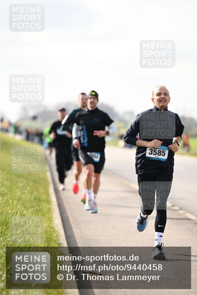 12.04.2026 - 45. Internationalen Wilhelmsburger Insellauf Dr. Thomas Lammeyer http://msf.ph/oto/9440458 12.04.2026 10:05:13 Laufen 3585 meine-sportfotos.de