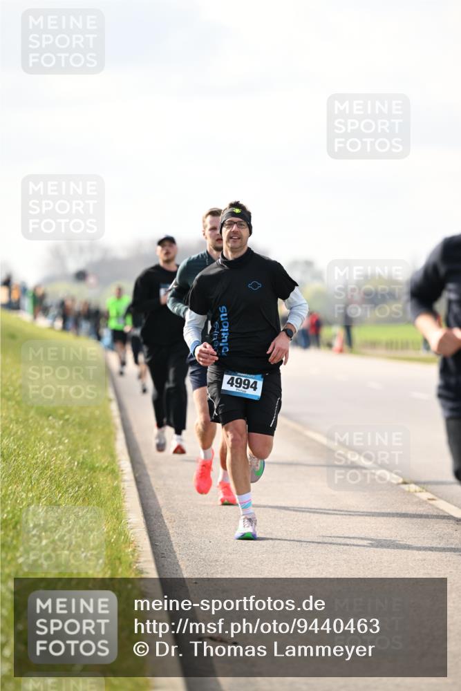 12.04.2026 - 45. Internationalen Wilhelmsburger Insellauf Dr. Thomas Lammeyer http://msf.ph/oto/9440463 12.04.2026 10:05:14 Laufen 4994 meine-sportfotos.de