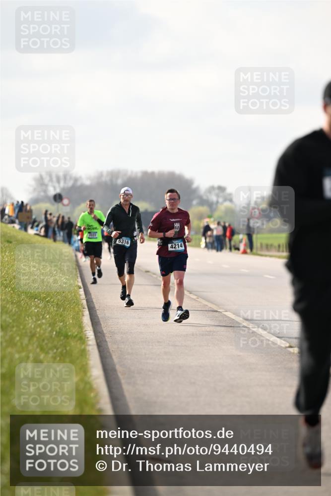 12.04.2026 - 45. Internationalen Wilhelmsburger Insellauf Dr. Thomas Lammeyer http://msf.ph/oto/9440494 12.04.2026 10:05:19 Laufen 5316, 4214 meine-sportfotos.de