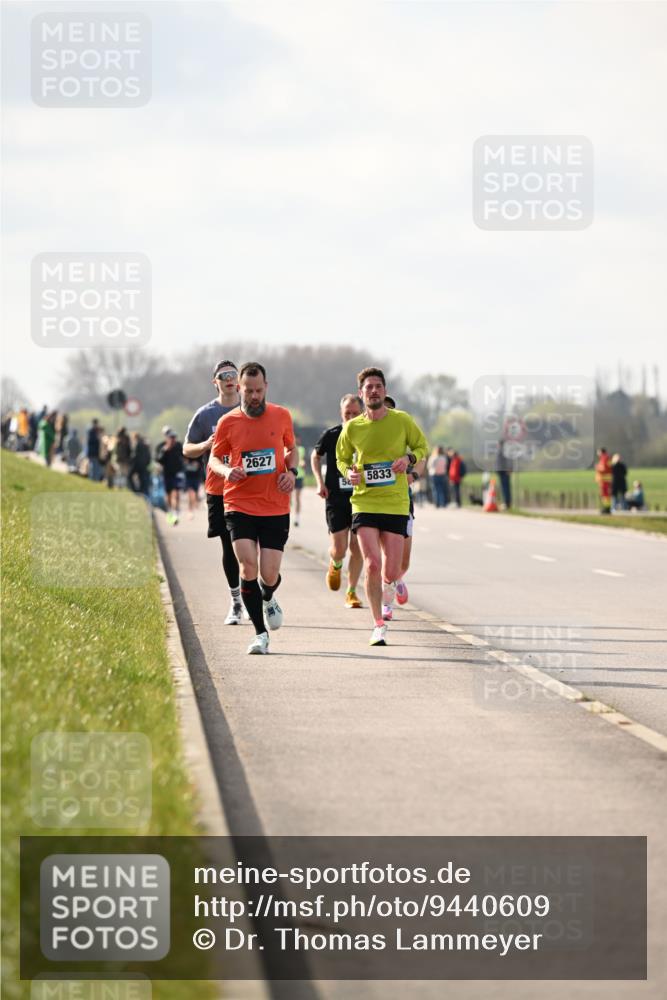 12.04.2026 - 45. Internationalen Wilhelmsburger Insellauf Dr. Thomas Lammeyer http://msf.ph/oto/9440609 12.04.2026 10:05:36 Laufen 2627, 5833 meine-sportfotos.de