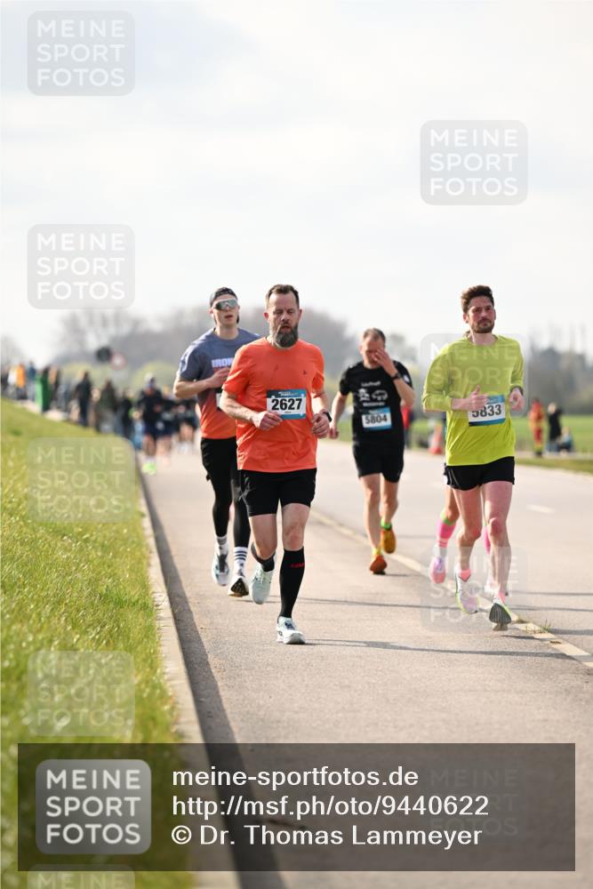12.04.2026 - 45. Internationalen Wilhelmsburger Insellauf Dr. Thomas Lammeyer http://msf.ph/oto/9440622 12.04.2026 10:05:38 Laufen 2627, 5804, 5833 meine-sportfotos.de