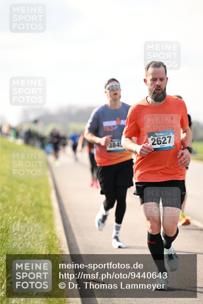 12.04.2026 - 45. Internationalen Wilhelmsburger Insellauf Dr. Thomas Lammeyer http://msf.ph/oto/9440643 12.04.2026 10:05:41 Laufen 70, 3, 384, 2627 meine-sportfotos.de
