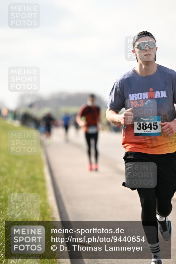 12.04.2026 - 45. Internationalen Wilhelmsburger Insellauf Dr. Thomas Lammeyer http://msf.ph/oto/9440654 12.04.2026 10:05:43 Laufen 70, 3, 45, 3845 meine-sportfotos.de
