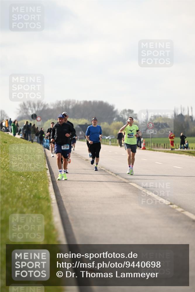 12.04.2026 - 45. Internationalen Wilhelmsburger Insellauf Dr. Thomas Lammeyer http://msf.ph/oto/9440698 12.04.2026 10:05:50 Laufen 3735, 3904 meine-sportfotos.de