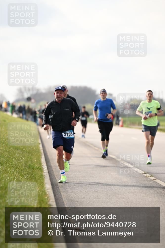 12.04.2026 - 45. Internationalen Wilhelmsburger Insellauf Dr. Thomas Lammeyer http://msf.ph/oto/9440728 12.04.2026 10:05:55 Laufen 3735 meine-sportfotos.de