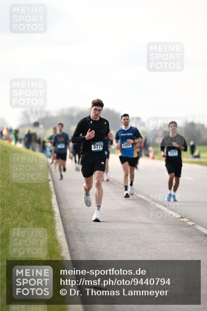 12.04.2026 - 45. Internationalen Wilhelmsburger Insellauf Dr. Thomas Lammeyer http://msf.ph/oto/9440794 12.04.2026 10:06:05 Laufen 3778, 1052 meine-sportfotos.de
