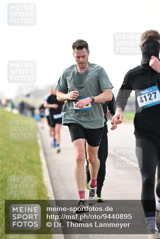 12.04.2026 - 45. Internationalen Wilhelmsburger Insellauf Dr. Thomas Lammeyer http://msf.ph/oto/9440895 12.04.2026 10:06:20 Laufen 45, 4127 meine-sportfotos.de