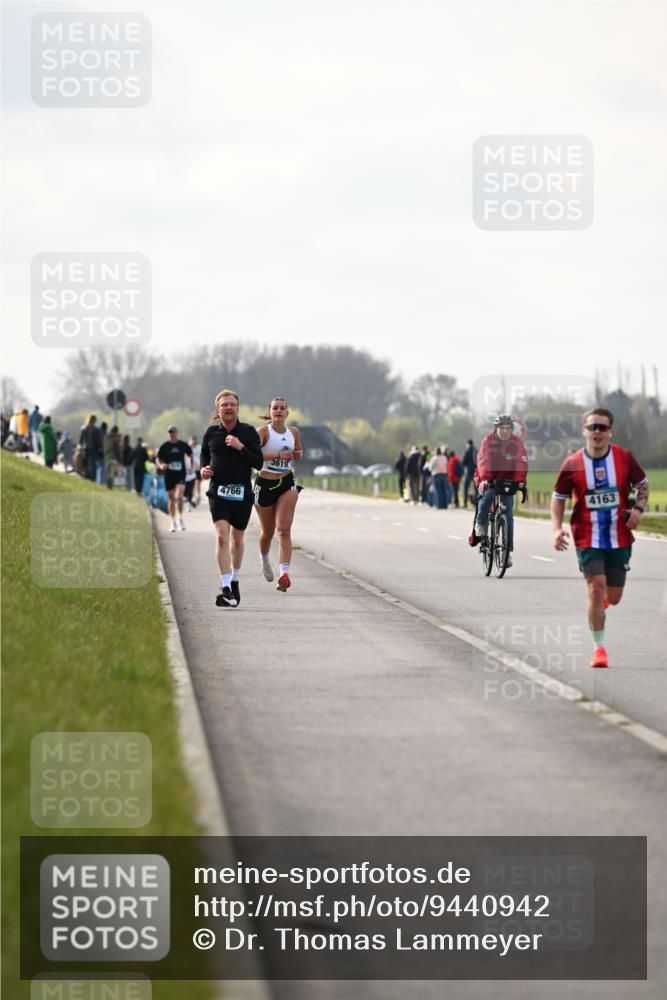 12.04.2026 - 45. Internationalen Wilhelmsburger Insellauf Dr. Thomas Lammeyer http://msf.ph/oto/9440942 12.04.2026 10:06:29 Laufen 4766, 3619, 4163 meine-sportfotos.de