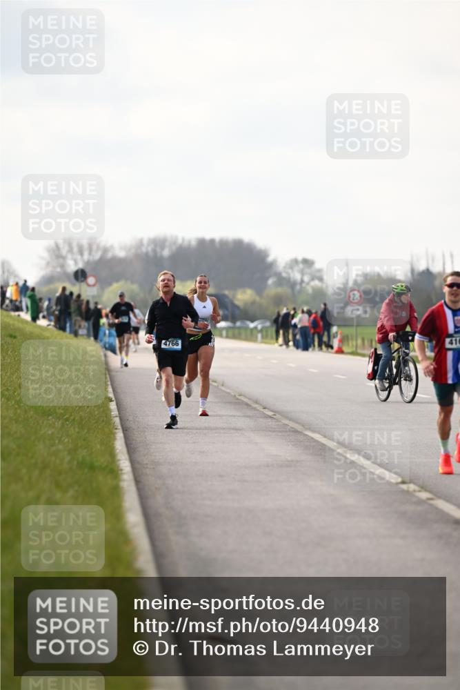 12.04.2026 - 45. Internationalen Wilhelmsburger Insellauf Dr. Thomas Lammeyer http://msf.ph/oto/9440948 12.04.2026 10:06:30 Laufen 4766, 410 meine-sportfotos.de