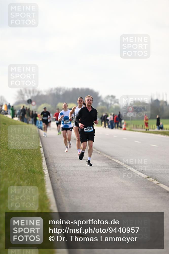 12.04.2026 - 45. Internationalen Wilhelmsburger Insellauf Dr. Thomas Lammeyer http://msf.ph/oto/9440957 12.04.2026 10:06:32 Laufen 4766 meine-sportfotos.de