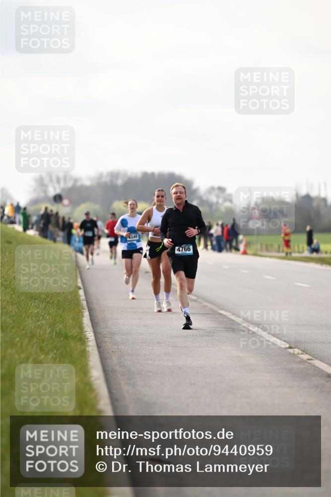12.04.2026 - 45. Internationalen Wilhelmsburger Insellauf Dr. Thomas Lammeyer http://msf.ph/oto/9440959 12.04.2026 10:06:32 Laufen 4766 meine-sportfotos.de