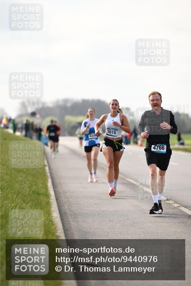 12.04.2026 - 45. Internationalen Wilhelmsburger Insellauf Dr. Thomas Lammeyer http://msf.ph/oto/9440976 12.04.2026 10:06:35 Laufen 3619, 4766 meine-sportfotos.de