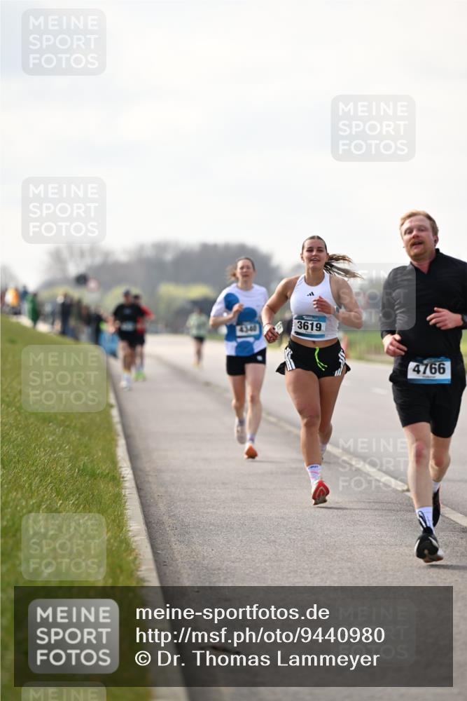 12.04.2026 - 45. Internationalen Wilhelmsburger Insellauf Dr. Thomas Lammeyer http://msf.ph/oto/9440980 12.04.2026 10:06:35 Laufen 3619, 4766 meine-sportfotos.de