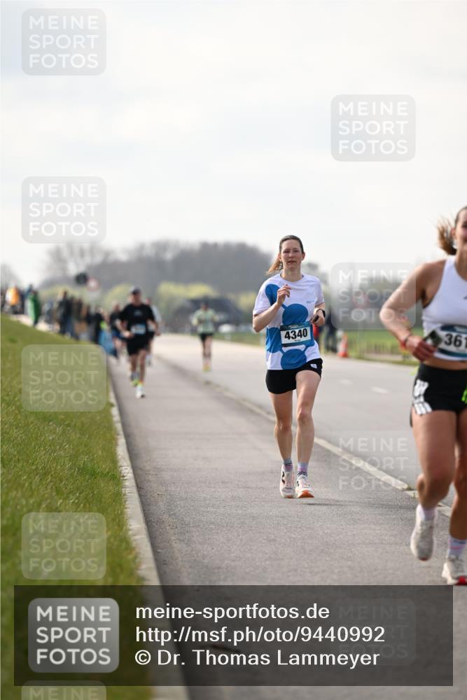 12.04.2026 - 45. Internationalen Wilhelmsburger Insellauf Dr. Thomas Lammeyer http://msf.ph/oto/9440992 12.04.2026 10:06:37 Laufen 4340, 361 meine-sportfotos.de