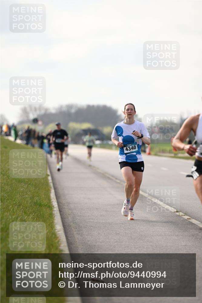 12.04.2026 - 45. Internationalen Wilhelmsburger Insellauf Dr. Thomas Lammeyer http://msf.ph/oto/9440994 12.04.2026 10:06:38 Laufen 4340 meine-sportfotos.de