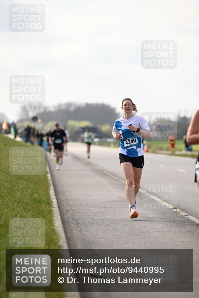 12.04.2026 - 45. Internationalen Wilhelmsburger Insellauf Dr. Thomas Lammeyer http://msf.ph/oto/9440995 12.04.2026 10:06:38 Laufen 4340 meine-sportfotos.de