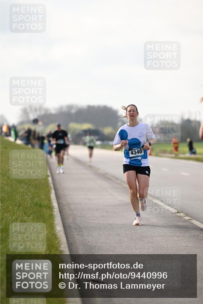 12.04.2026 - 45. Internationalen Wilhelmsburger Insellauf Dr. Thomas Lammeyer http://msf.ph/oto/9440996 12.04.2026 10:06:38 Laufen 4340, 11 meine-sportfotos.de