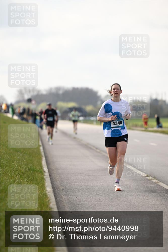 12.04.2026 - 45. Internationalen Wilhelmsburger Insellauf Dr. Thomas Lammeyer http://msf.ph/oto/9440998 12.04.2026 10:06:38 Laufen 4340 meine-sportfotos.de