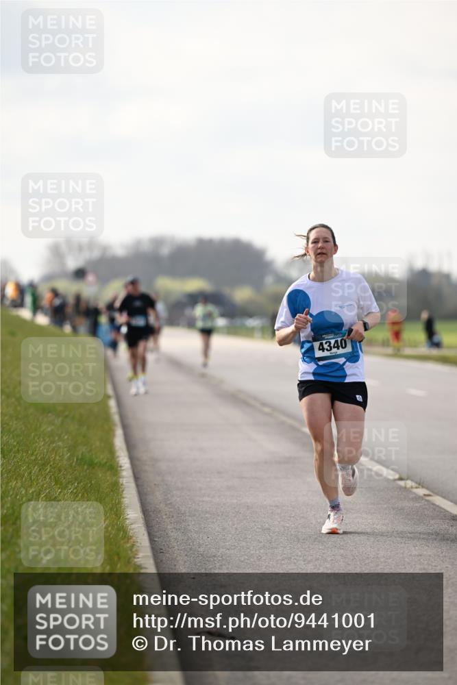 12.04.2026 - 45. Internationalen Wilhelmsburger Insellauf Dr. Thomas Lammeyer http://msf.ph/oto/9441001 12.04.2026 10:06:39 Laufen 4340 meine-sportfotos.de