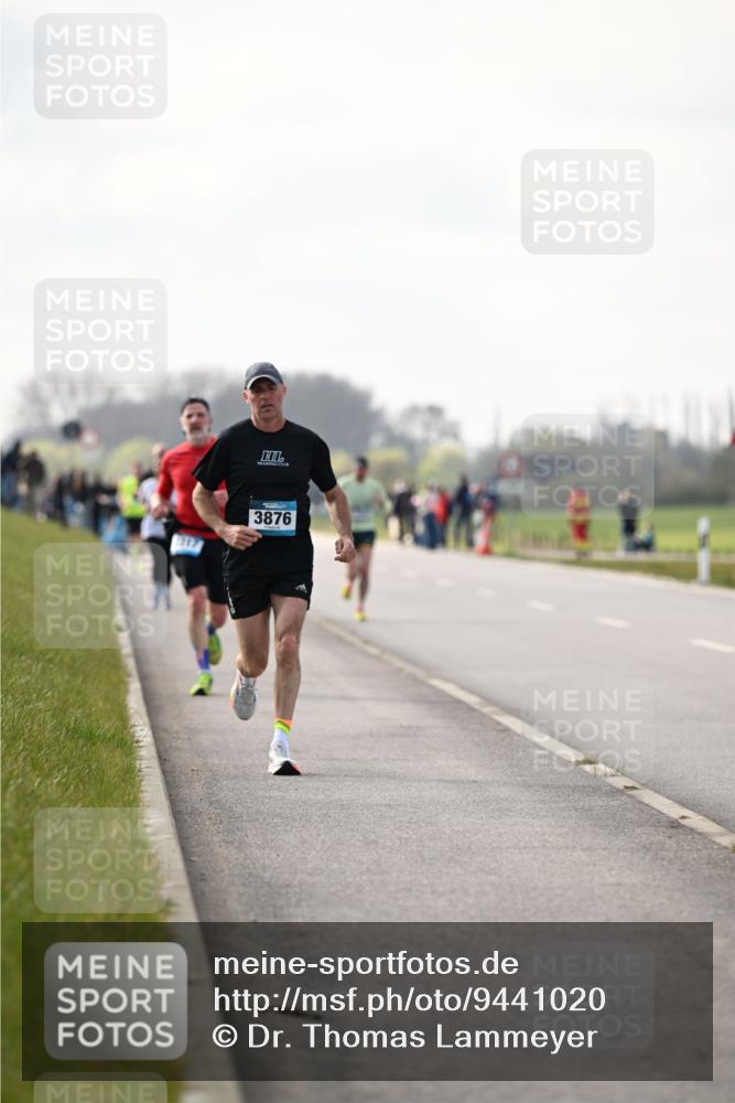 12.04.2026 - 45. Internationalen Wilhelmsburger Insellauf Dr. Thomas Lammeyer http://msf.ph/oto/9441020 12.04.2026 10:06:46 Laufen 1917, 3876 meine-sportfotos.de