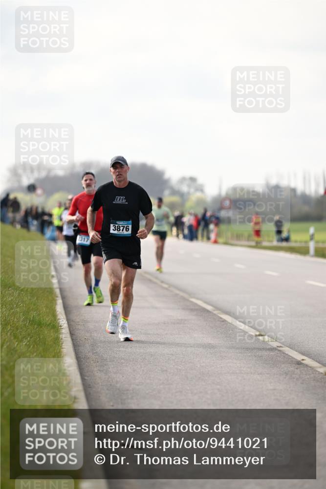 12.04.2026 - 45. Internationalen Wilhelmsburger Insellauf Dr. Thomas Lammeyer http://msf.ph/oto/9441021 12.04.2026 10:06:47 Laufen 7317, 3876 meine-sportfotos.de
