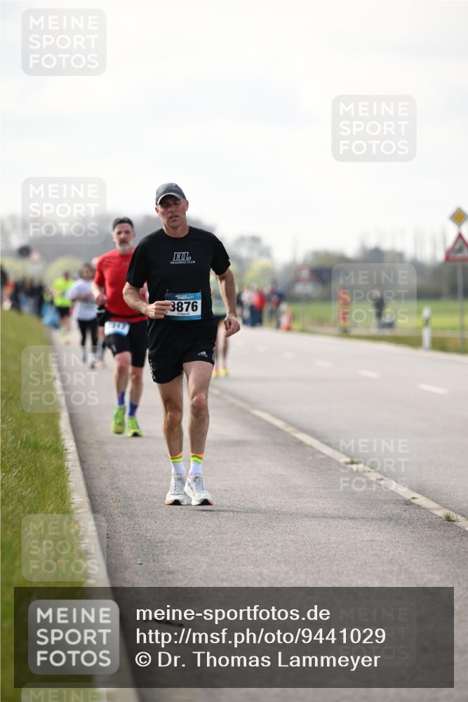 12.04.2026 - 45. Internationalen Wilhelmsburger Insellauf Dr. Thomas Lammeyer http://msf.ph/oto/9441029 12.04.2026 10:06:48 Laufen 3876 meine-sportfotos.de