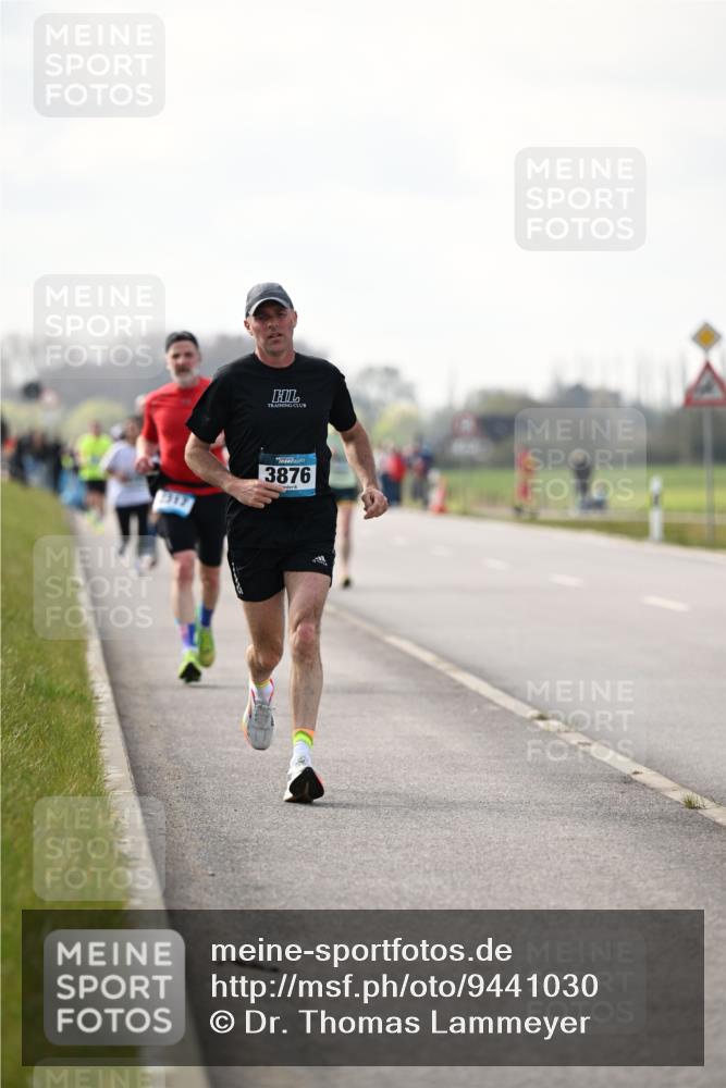 12.04.2026 - 45. Internationalen Wilhelmsburger Insellauf Dr. Thomas Lammeyer http://msf.ph/oto/9441030 12.04.2026 10:06:48 Laufen 7317, 3876 meine-sportfotos.de