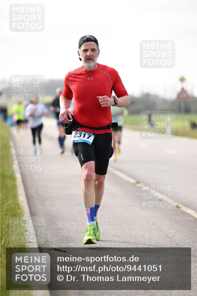 12.04.2026 - 45. Internationalen Wilhelmsburger Insellauf Dr. Thomas Lammeyer http://msf.ph/oto/9441051 12.04.2026 10:06:52 Laufen 2317 meine-sportfotos.de