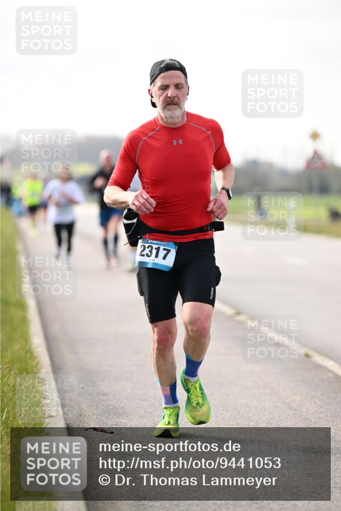 12.04.2026 - 45. Internationalen Wilhelmsburger Insellauf Dr. Thomas Lammeyer http://msf.ph/oto/9441053 12.04.2026 10:06:52 Laufen 2317 meine-sportfotos.de