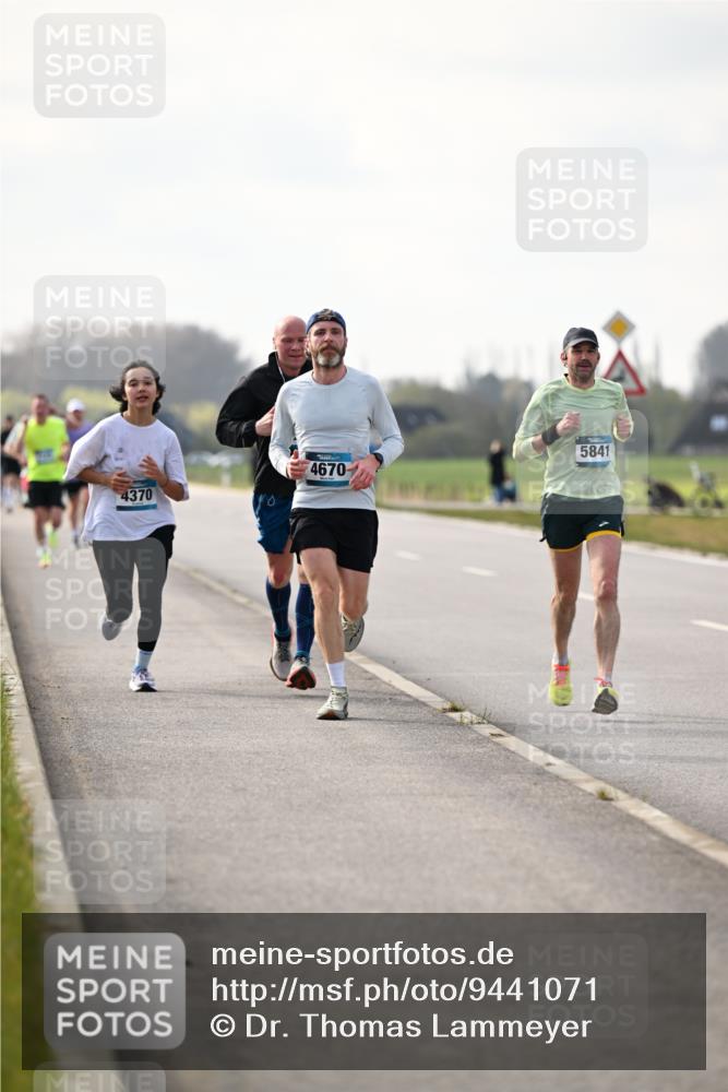 12.04.2026 - 45. Internationalen Wilhelmsburger Insellauf Dr. Thomas Lammeyer http://msf.ph/oto/9441071 12.04.2026 10:06:56 Laufen 4670, 4370, 5841 meine-sportfotos.de