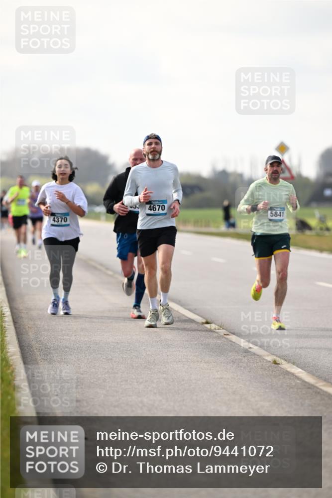 12.04.2026 - 45. Internationalen Wilhelmsburger Insellauf Dr. Thomas Lammeyer http://msf.ph/oto/9441072 12.04.2026 10:06:56 Laufen 4670, 5841, 4370 meine-sportfotos.de