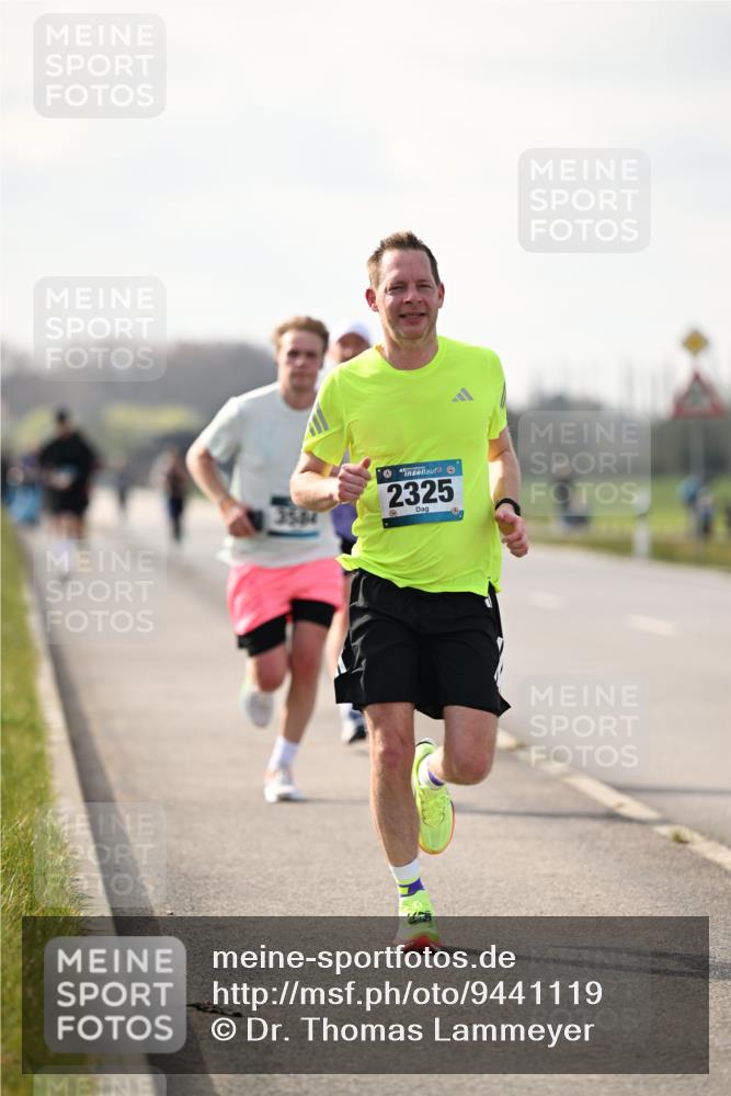 12.04.2026 - 45. Internationalen Wilhelmsburger Insellauf Dr. Thomas Lammeyer http://msf.ph/oto/9441119 12.04.2026 10:07:07 Laufen 3581, 2325 meine-sportfotos.de