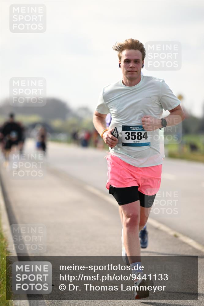 12.04.2026 - 45. Internationalen Wilhelmsburger Insellauf Dr. Thomas Lammeyer http://msf.ph/oto/9441133 12.04.2026 10:07:09 Laufen 45, 3584 meine-sportfotos.de