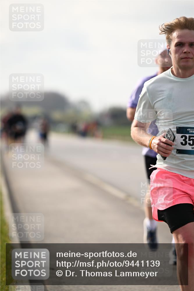 12.04.2026 - 45. Internationalen Wilhelmsburger Insellauf Dr. Thomas Lammeyer http://msf.ph/oto/9441139 12.04.2026 10:07:10 Laufen 45, 35 meine-sportfotos.de