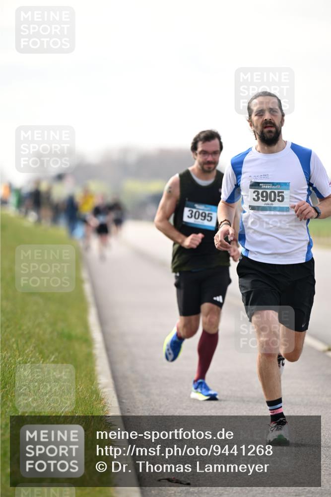 12.04.2026 - 45. Internationalen Wilhelmsburger Insellauf Dr. Thomas Lammeyer http://msf.ph/oto/9441268 12.04.2026 10:07:42 Laufen 3095, 3905 meine-sportfotos.de