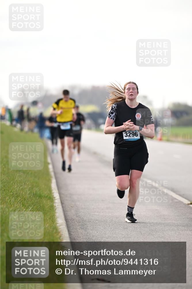12.04.2026 - 45. Internationalen Wilhelmsburger Insellauf Dr. Thomas Lammeyer http://msf.ph/oto/9441316 12.04.2026 10:07:57 Laufen 3296 meine-sportfotos.de