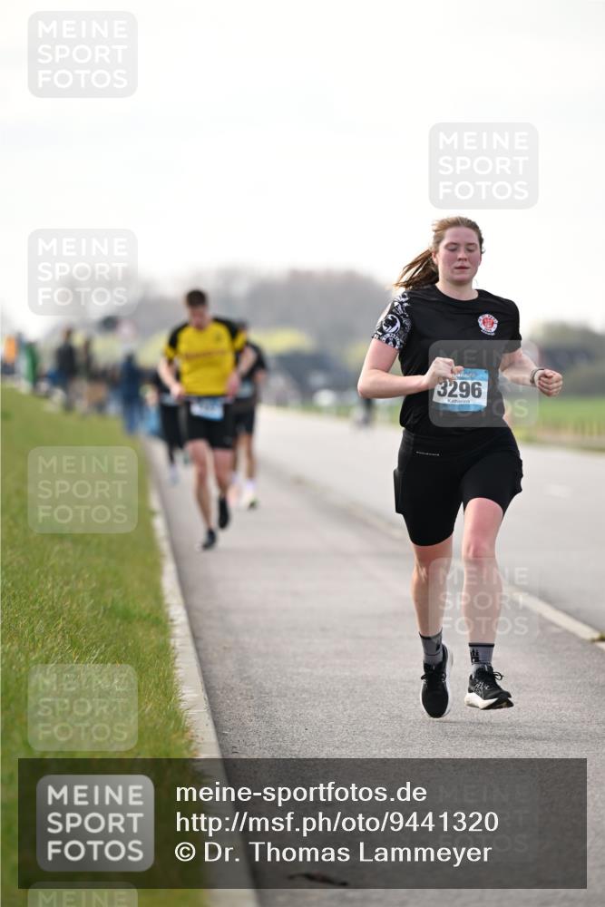 12.04.2026 - 45. Internationalen Wilhelmsburger Insellauf Dr. Thomas Lammeyer http://msf.ph/oto/9441320 12.04.2026 10:07:58 Laufen 3296 meine-sportfotos.de