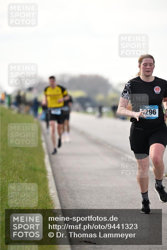 12.04.2026 - 45. Internationalen Wilhelmsburger Insellauf Dr. Thomas Lammeyer http://msf.ph/oto/9441323 12.04.2026 10:07:58 Laufen 296 meine-sportfotos.de