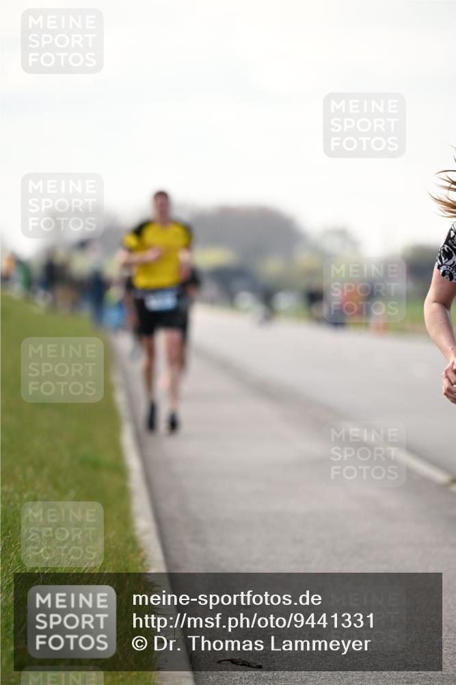 12.04.2026 - 45. Internationalen Wilhelmsburger Insellauf Dr. Thomas Lammeyer http://msf.ph/oto/9441331 12.04.2026 10:07:59 Laufen  meine-sportfotos.de