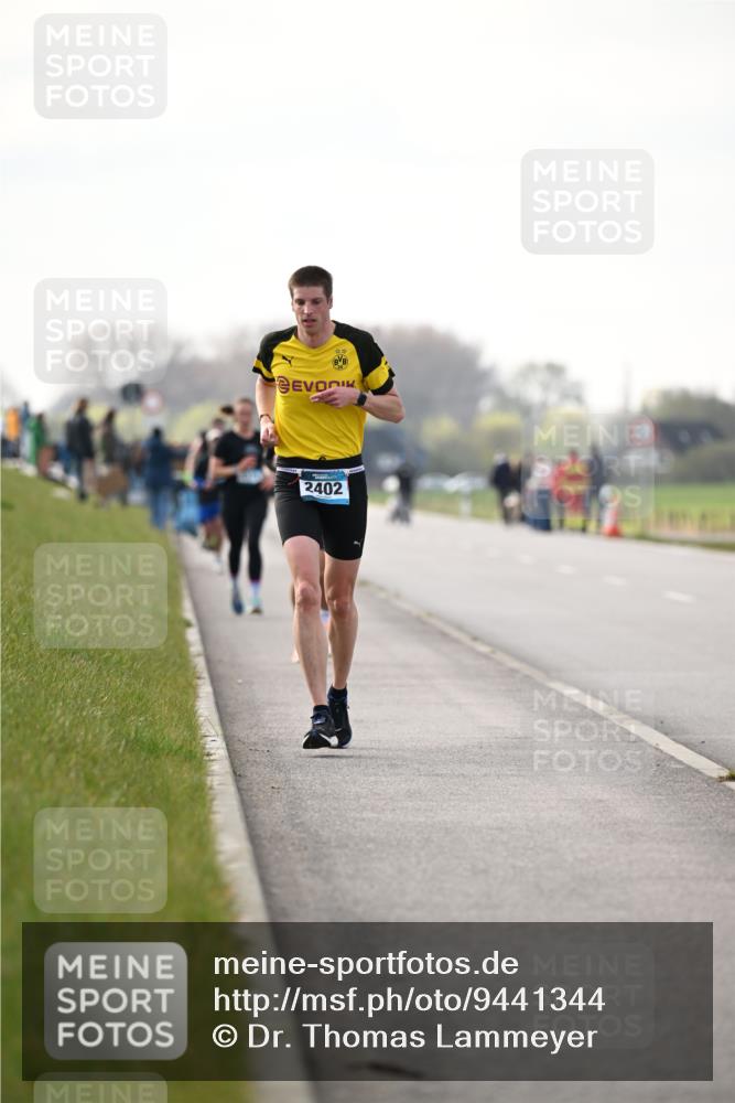 12.04.2026 - 45. Internationalen Wilhelmsburger Insellauf Dr. Thomas Lammeyer http://msf.ph/oto/9441344 12.04.2026 10:08:01 Laufen 2402 meine-sportfotos.de