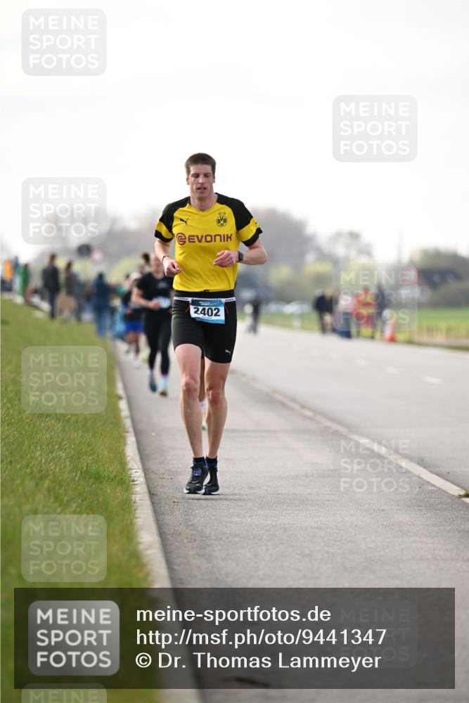 12.04.2026 - 45. Internationalen Wilhelmsburger Insellauf Dr. Thomas Lammeyer http://msf.ph/oto/9441347 12.04.2026 10:08:02 Laufen 2402 meine-sportfotos.de