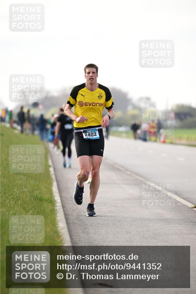 12.04.2026 - 45. Internationalen Wilhelmsburger Insellauf Dr. Thomas Lammeyer http://msf.ph/oto/9441352 12.04.2026 10:08:03 Laufen 2402 meine-sportfotos.de