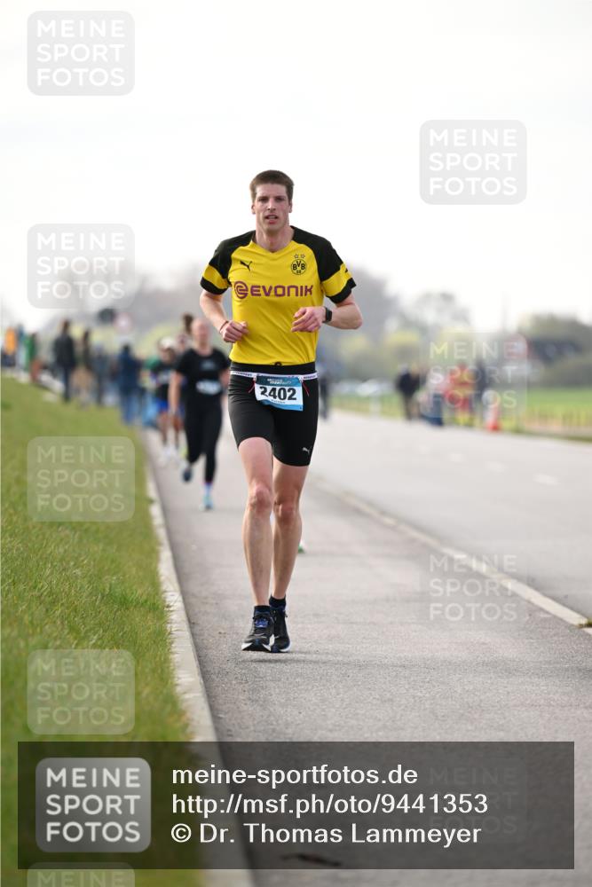 12.04.2026 - 45. Internationalen Wilhelmsburger Insellauf Dr. Thomas Lammeyer http://msf.ph/oto/9441353 12.04.2026 10:08:03 Laufen 2402 meine-sportfotos.de