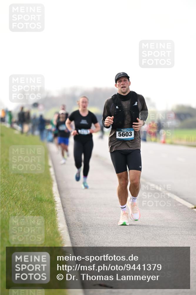 12.04.2026 - 45. Internationalen Wilhelmsburger Insellauf Dr. Thomas Lammeyer http://msf.ph/oto/9441379 12.04.2026 10:08:07 Laufen 5603 meine-sportfotos.de