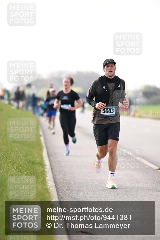 12.04.2026 - 45. Internationalen Wilhelmsburger Insellauf Dr. Thomas Lammeyer http://msf.ph/oto/9441381 12.04.2026 10:08:08 Laufen 5603 meine-sportfotos.de
