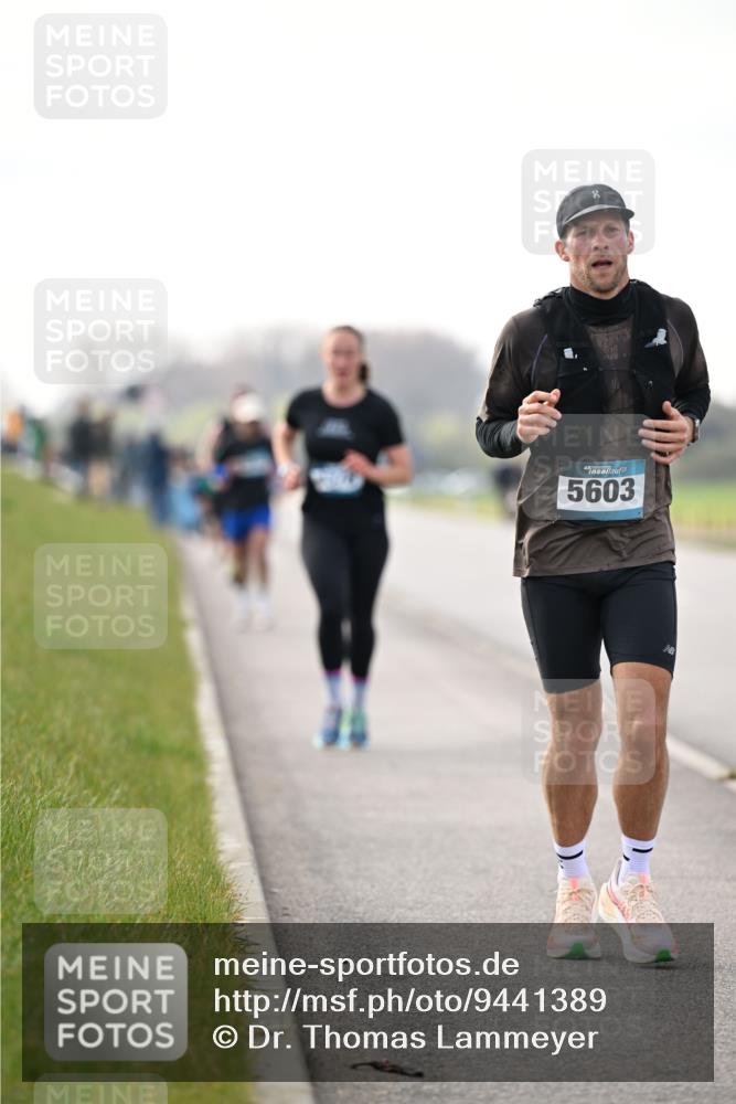 12.04.2026 - 45. Internationalen Wilhelmsburger Insellauf Dr. Thomas Lammeyer http://msf.ph/oto/9441389 12.04.2026 10:08:09 Laufen 4, 5603 meine-sportfotos.de